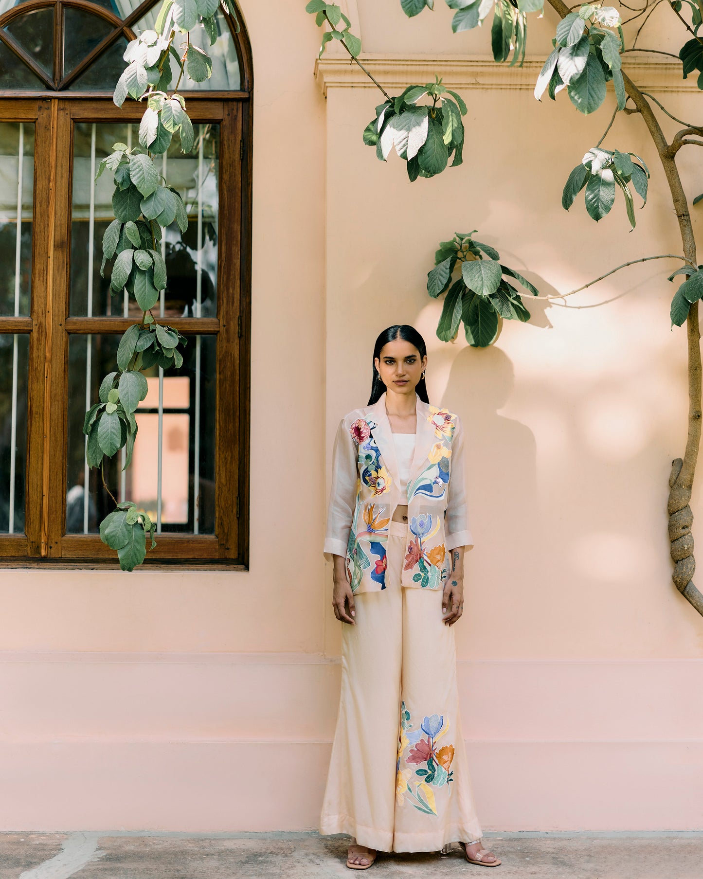 Peach Organza Applique Lapel Jacket Set With Pants