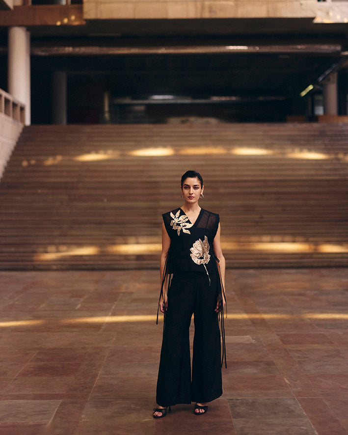 Black Metallic Floral Bib Set